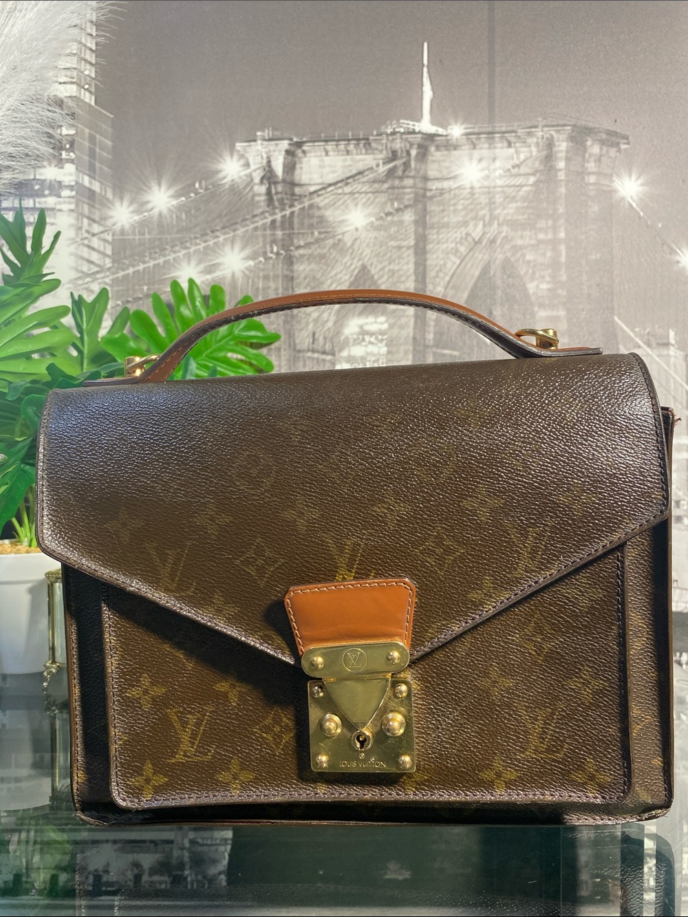 Authentic Rare Louis Vuitton Monogram Top Handle Bag - Picture 4 of 16